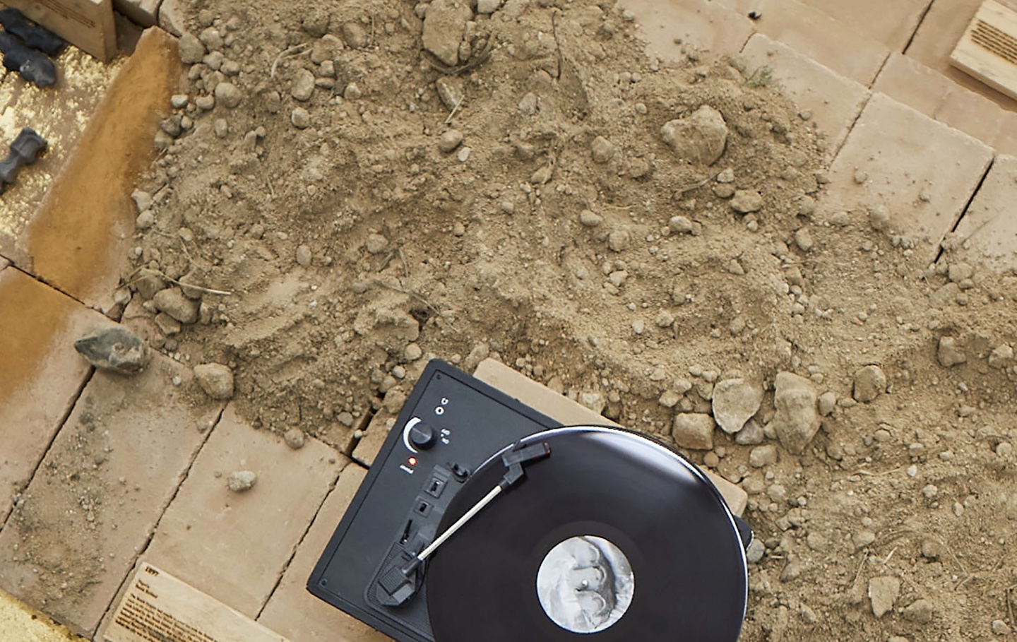 Lerole: Footnotes installation view, image 2